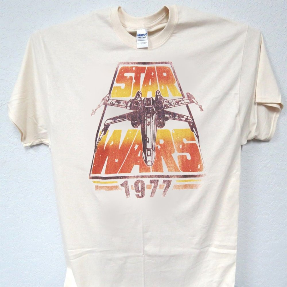 STAR WARS, "1977" Cool Vintage RARE Men's IVORY T-Shirts T-1189 L@@K!!